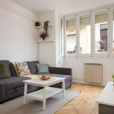Renovated Apartment In Vila De Gracia-2